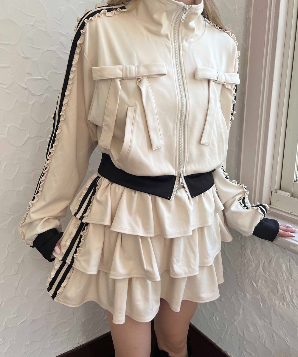 ホワイトアイボリー モデル：160㎝ F着用