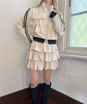 ホワイトアイボリー モデル：160㎝ F着用