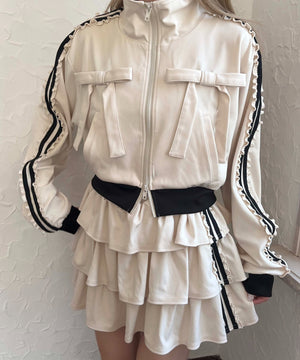 ホワイトアイボリー モデル：160㎝ F着用