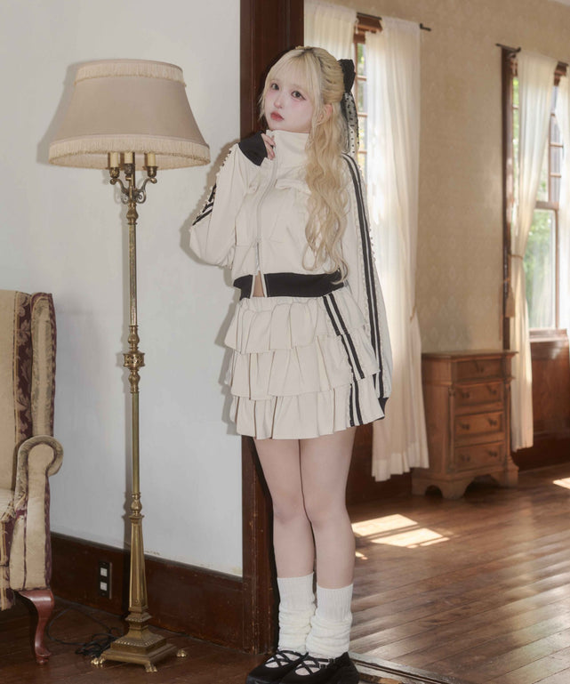 ホワイトアイボリー モデル：163㎝ F着用