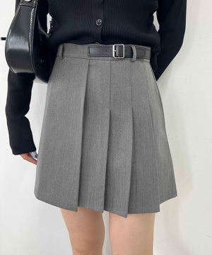 グレー モデル：160㎝ F着用