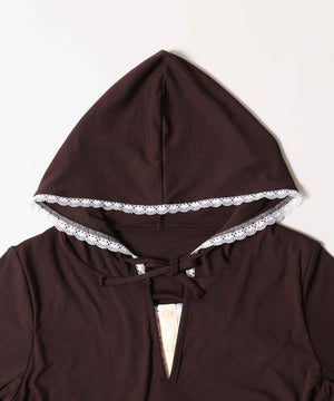 フェイクレイヤードカットパーカー