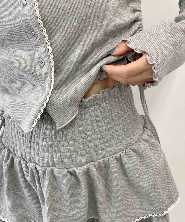 グレー モデル：157㎝ F着用