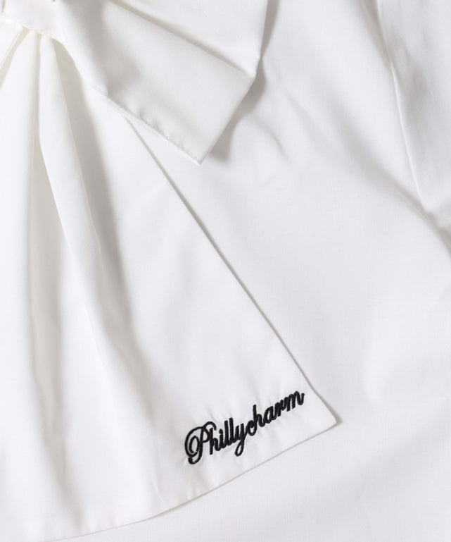 ビッグリボンブラウス