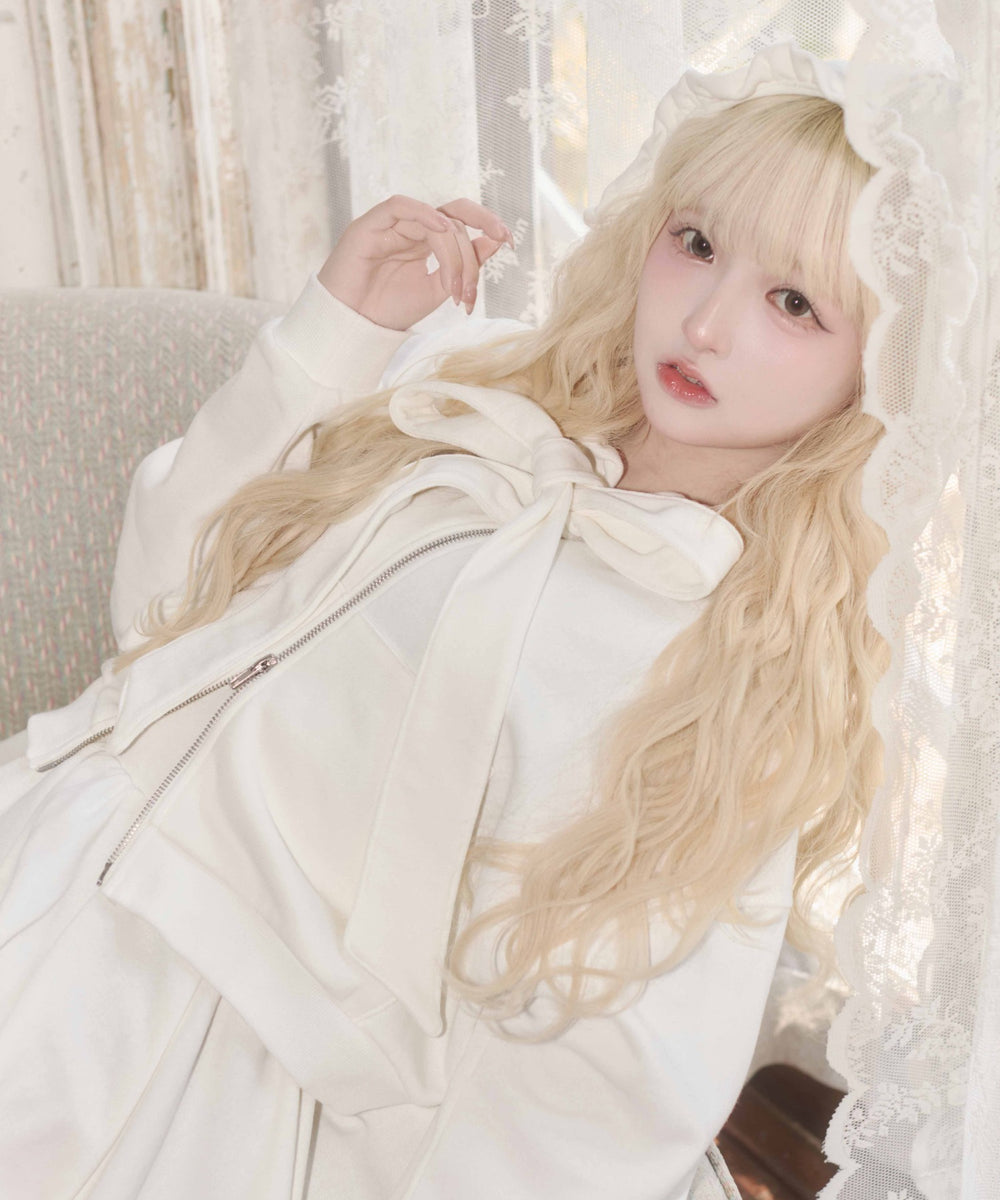 ホワイト モデル：163㎝ F着用