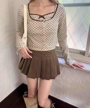 ベージュ モデル：160㎝ F着用