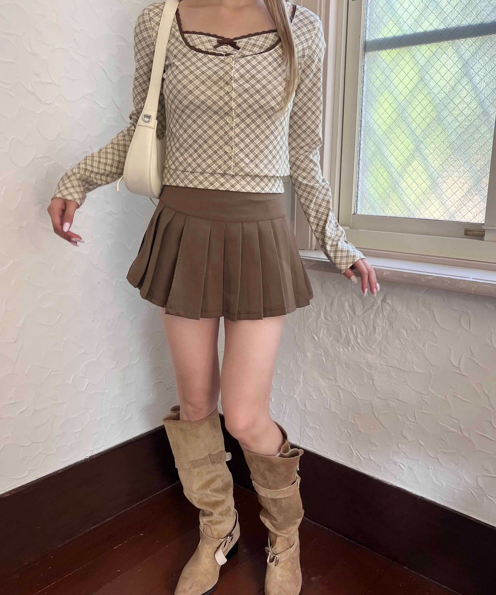 ベージュ モデル：160㎝ F着用