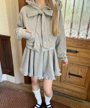 グレー モデル：160㎝ F着用