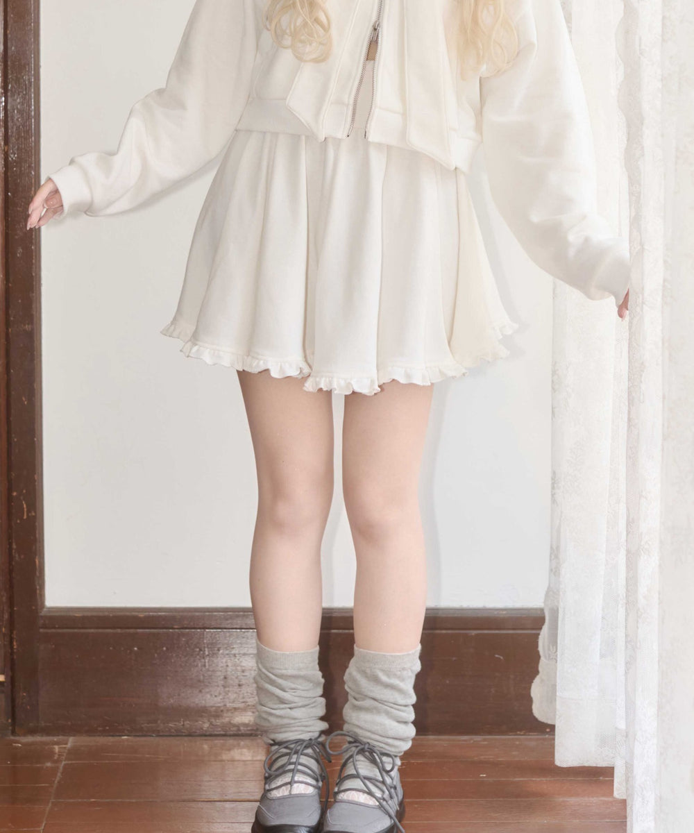 ホワイト モデル：163㎝ F着用