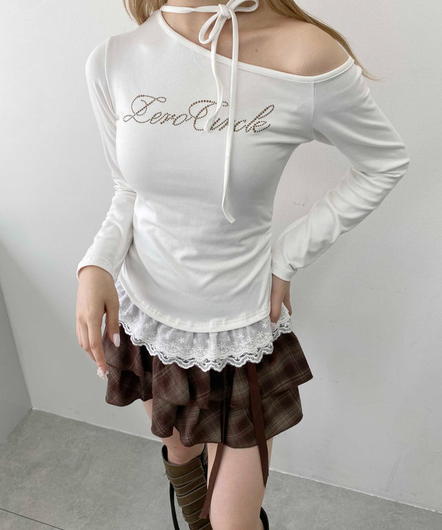 ホワイト モデル：160㎝ F着用