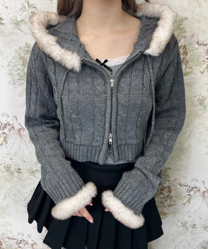 グレー モデル：160㎝ F着用