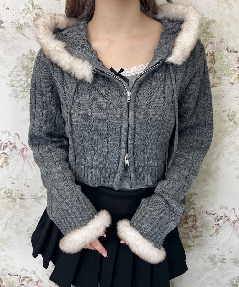 グレー モデル：160㎝ F着用