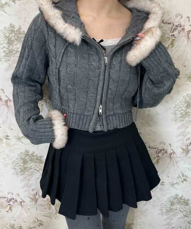 グレー モデル：160㎝ F着用