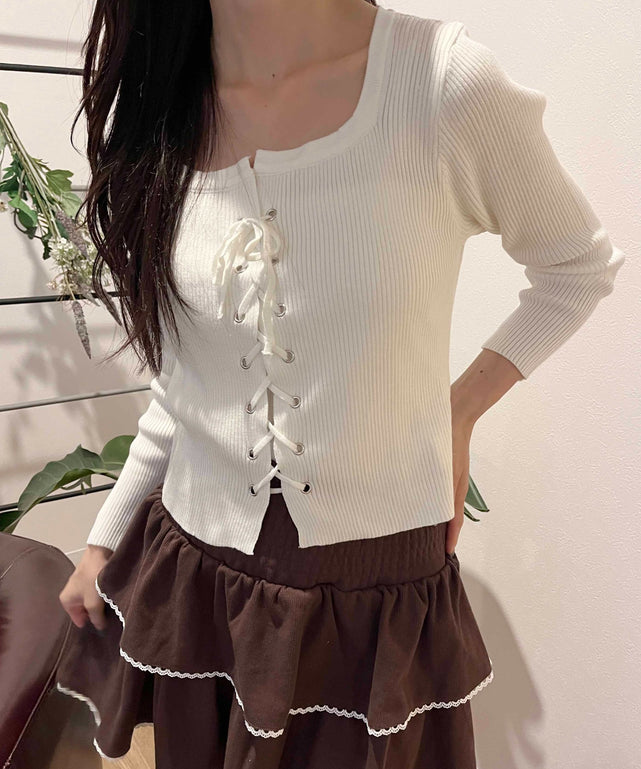 ホワイト モデル：157㎝ F着用