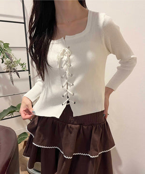 ホワイト モデル：157㎝ F着用