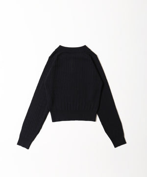 ケーブル長袖ニット