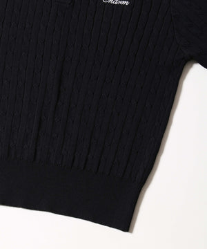 ケーブル長袖ニット