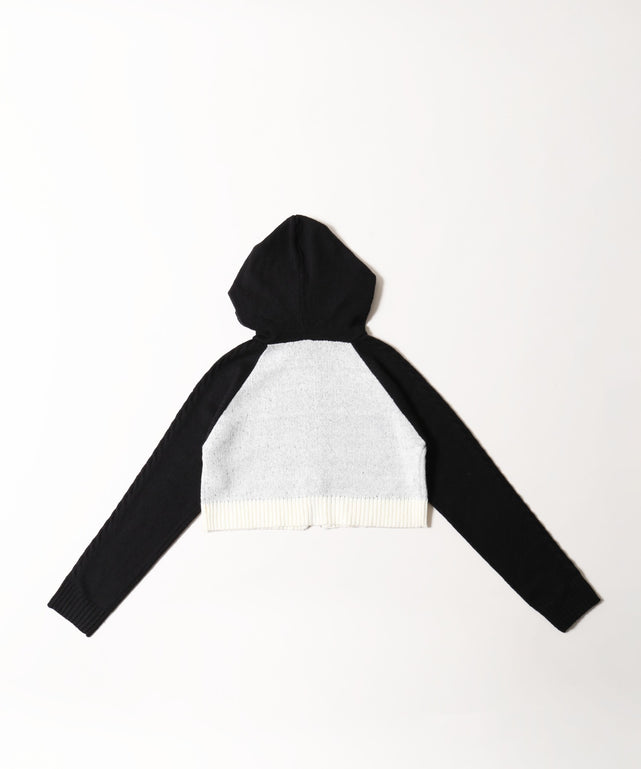 ロゴジャガードニットパーカー