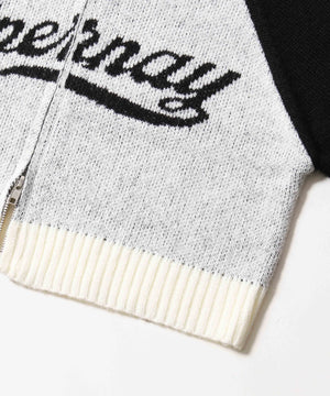 ロゴジャガードニットパーカー