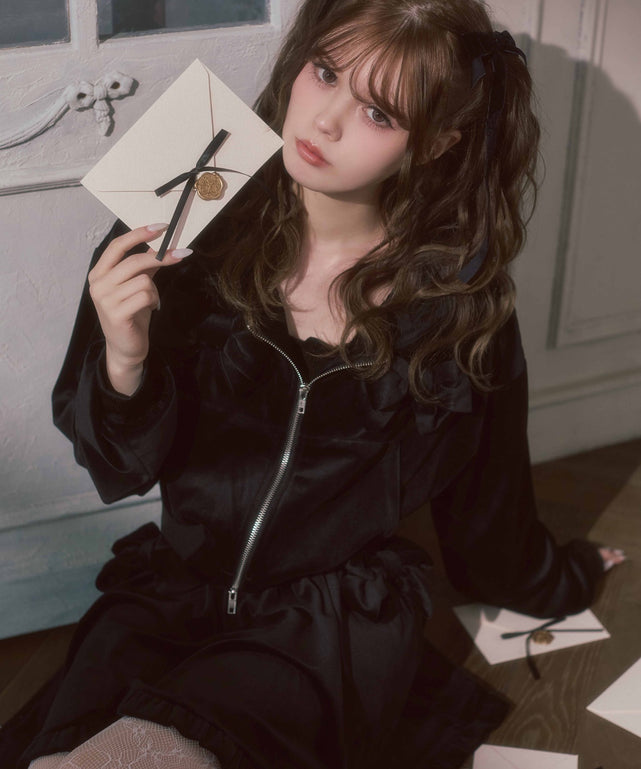 リボンベロアパーカー/ブラック モデル：160㎝ F着用