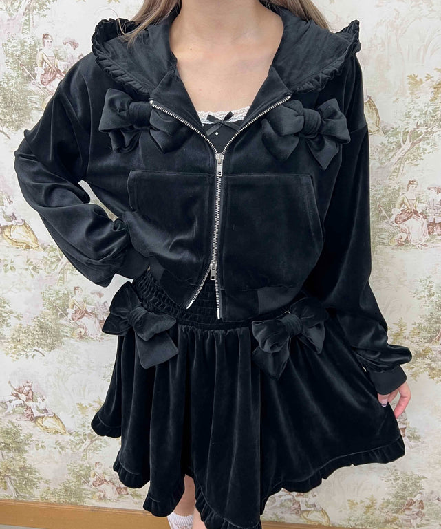 ブラック モデル：160㎝ F着用