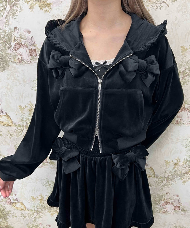 ブラック モデル：160㎝ F着用