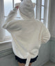ホワイト モデル：160㎝ F着用