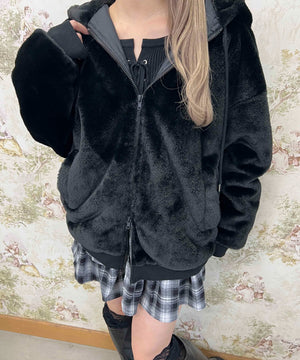 ブラック モデル：160㎝ F着用