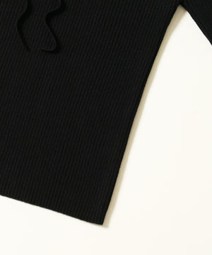 ベルスリーブレースアップニット