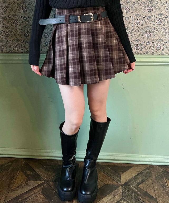 ブラウン モデル：160㎝ F着用