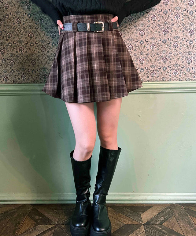 ブラウン モデル：160㎝ F着用