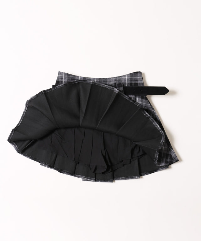 ベルト付きチェックプリーツスカート