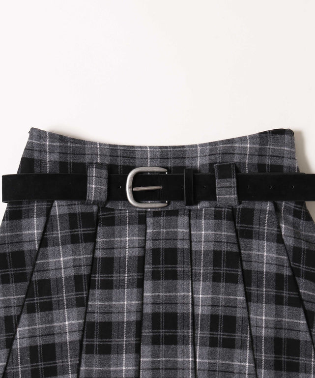 ベルト付きチェックプリーツスカート