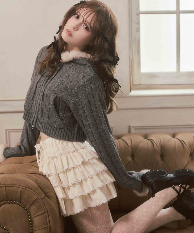 ホワイトアイボリー モデル：160㎝ F着用