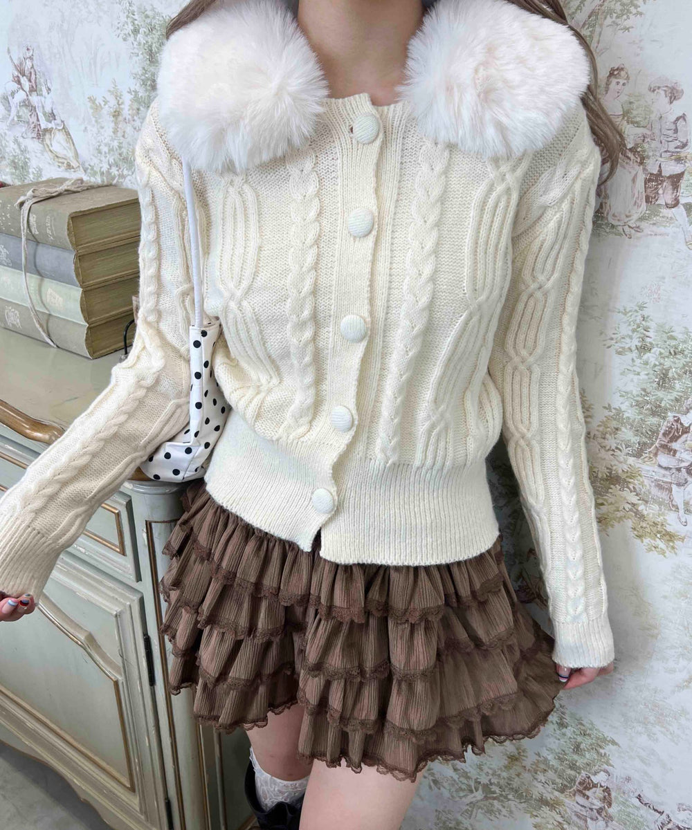 ホワイトアイボリー モデル：160㎝ F着用