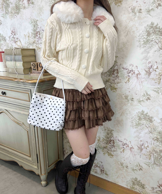 ホワイトアイボリー モデル：160㎝ F着用