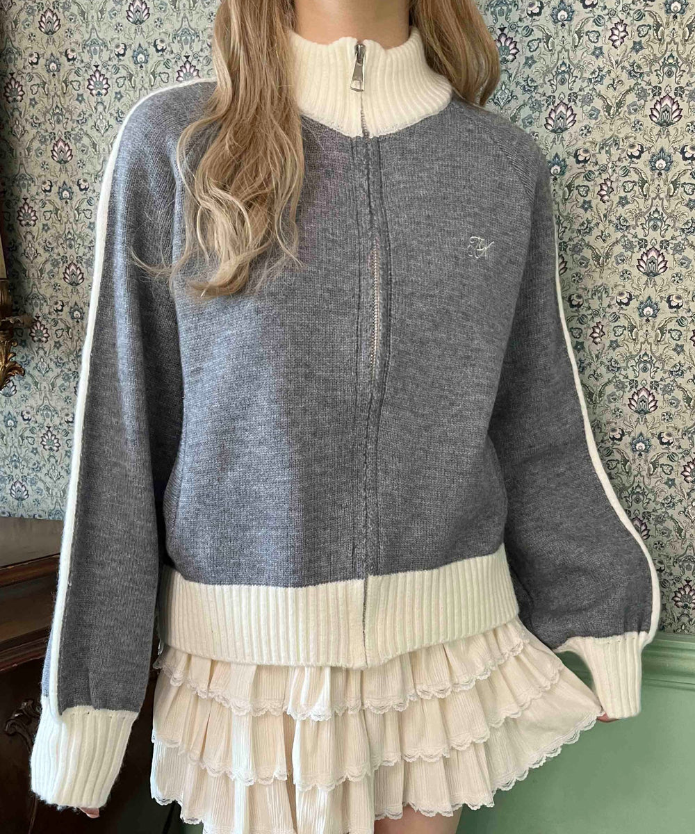 グレー モデル：160㎝ F着用