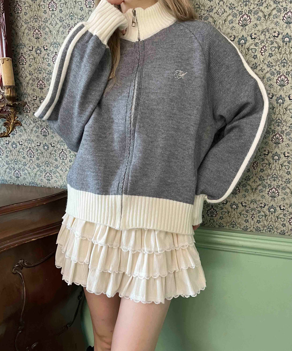 グレー モデル：160㎝ F着用