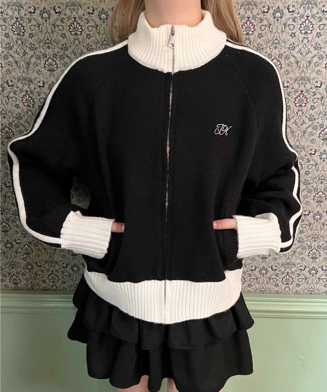 ブラック モデル：160㎝ F着用