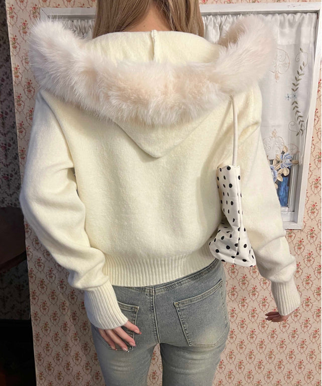 ホワイトモデル：160㎝ F着用