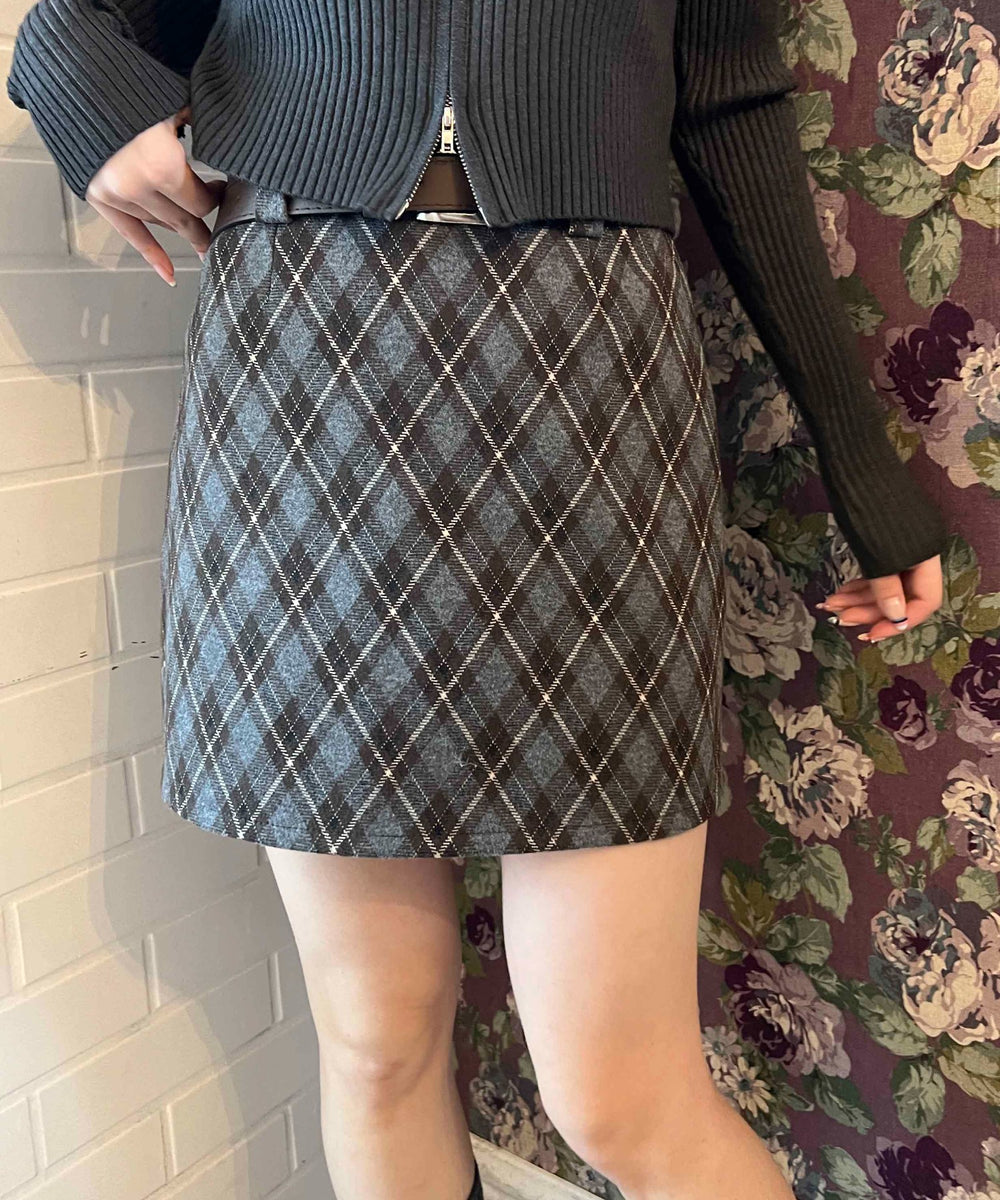 ブラウン モデル：160㎝ F着用