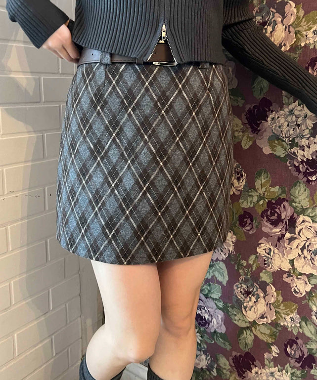 ブラウン モデル：160㎝ F着用