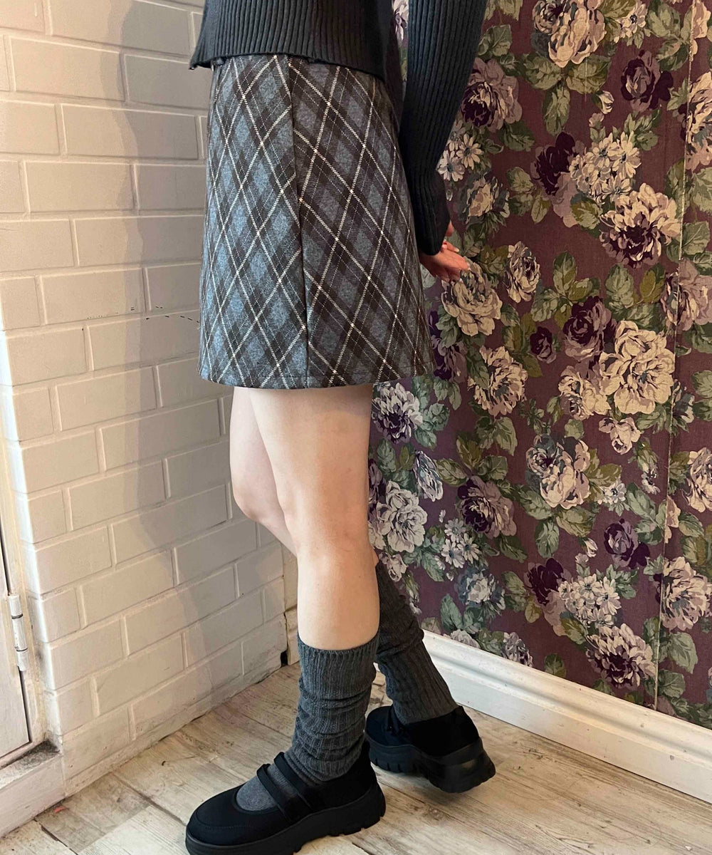 ブラウン モデル：160㎝ F着用