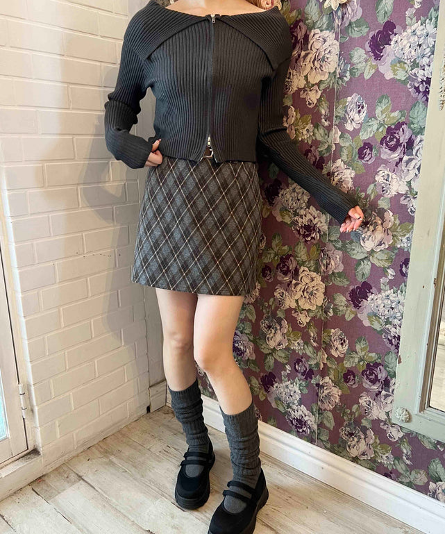 ブラウン モデル：160㎝ F着用