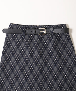 ベルトツキチェック台形スカート