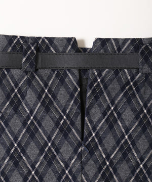 ベルトツキチェック台形スカート