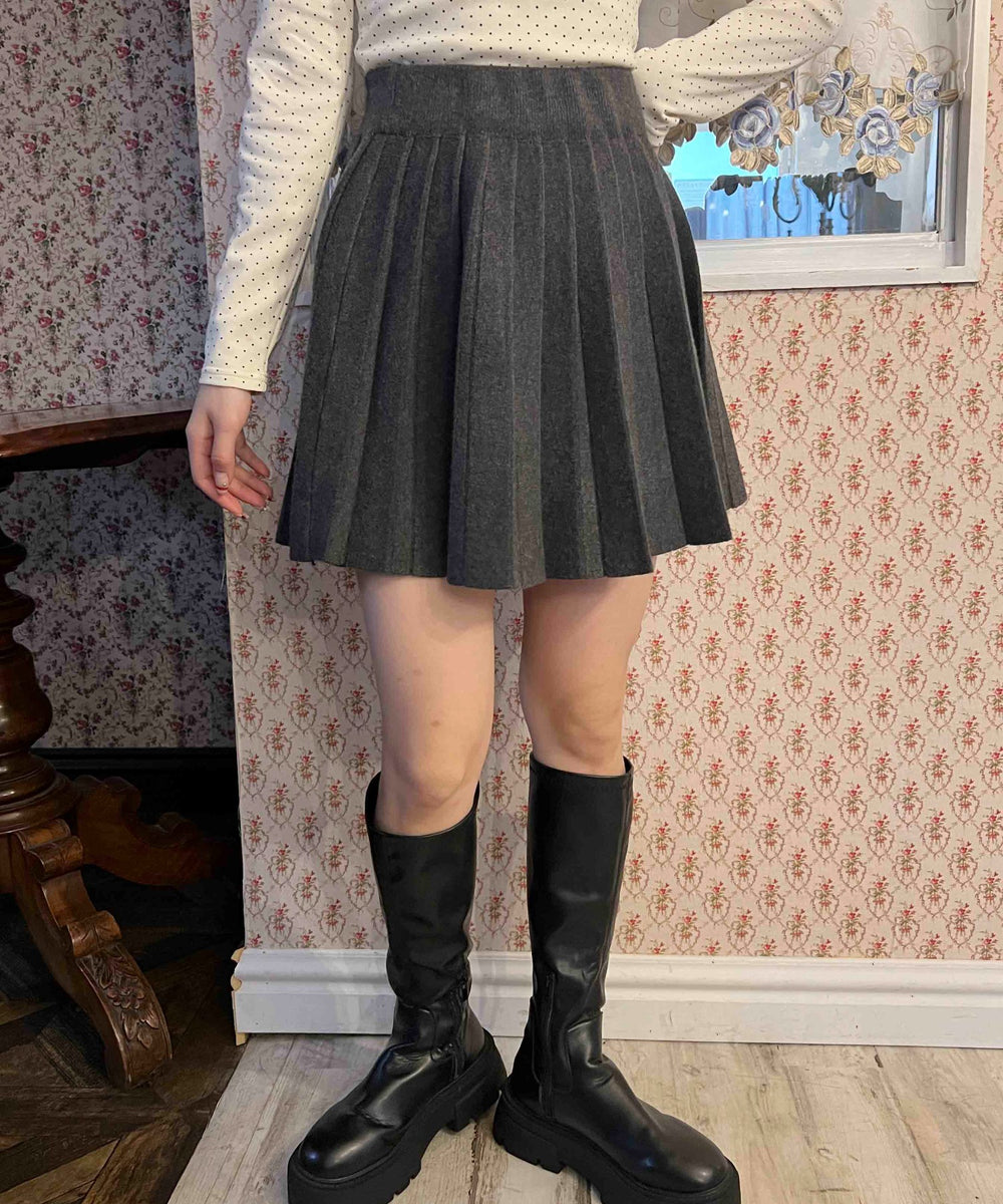 グレー モデル：160㎝ F着用