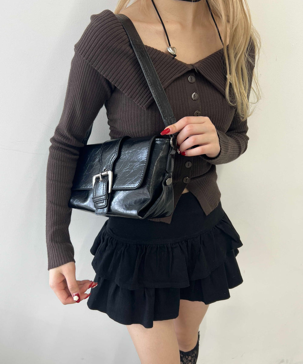 フロントボタンオフショルトップス