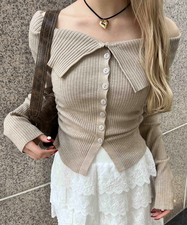 ベージュ モデル：160㎝ F着用