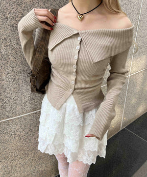 フロントボタンオフショルトップス